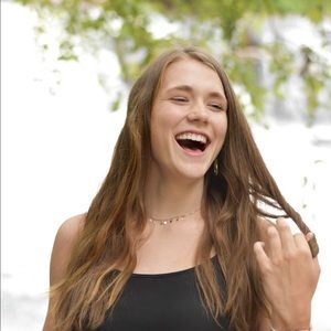 Meet your Posher, Maryana